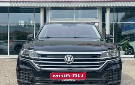 Volkswagen Touareg III, 2018 год, 4 400 000 рублей, 3 фотография