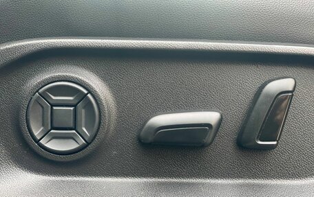 Volkswagen Touareg III, 2018 год, 4 400 000 рублей, 11 фотография