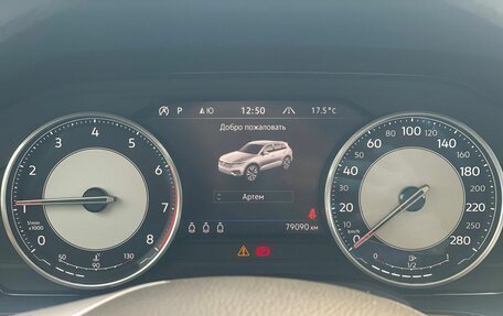 Volkswagen Touareg III, 2018 год, 4 400 000 рублей, 15 фотография