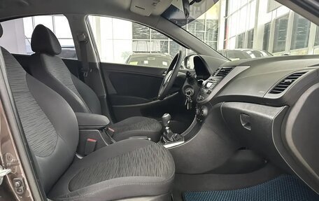 Hyundai Solaris II рестайлинг, 2016 год, 889 000 рублей, 9 фотография