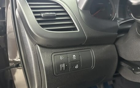 Hyundai Solaris II рестайлинг, 2016 год, 889 000 рублей, 17 фотография