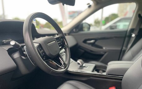 Land Rover Range Rover Evoque II, 2025 год, 5 450 000 рублей, 12 фотография
