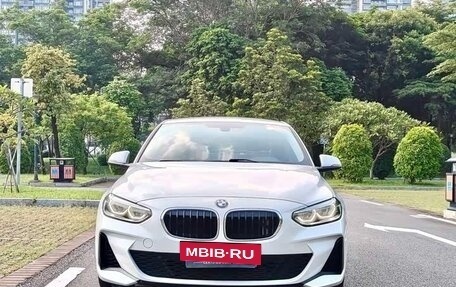 BMW 1 серия, 2022 год, 1 685 000 рублей, 4 фотография