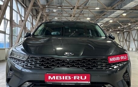 KIA K5, 2021 год, 2 370 000 рублей, 5 фотография