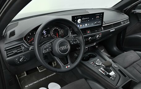 Audi A4, 2017 год, 2 349 000 рублей, 6 фотография