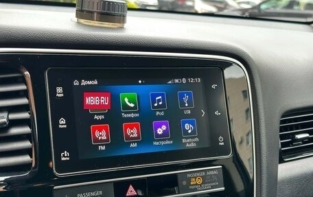 Mitsubishi Outlander III рестайлинг 3, 2020 год, 1 850 000 рублей, 31 фотография