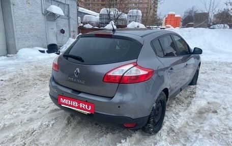 Renault Megane III, 2011 год, 450 000 рублей, 4 фотография