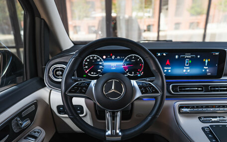 Mercedes-Benz V-Класс, 2025 год, 19 000 000 рублей, 18 фотография