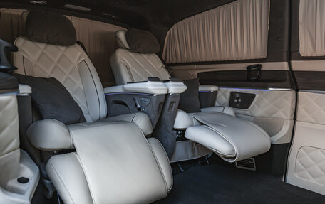 Mercedes-Benz V-Класс, 2025 год, 19 000 000 рублей, 24 фотография