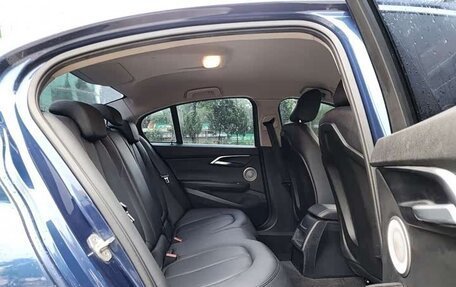 BMW 1 серия, 2022 год, 1 650 000 рублей, 13 фотография