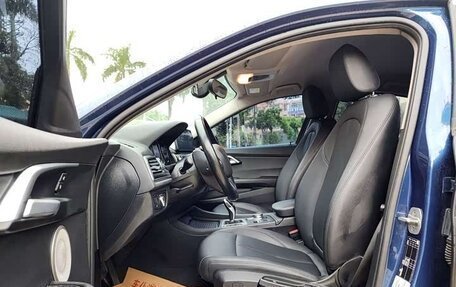 BMW 1 серия, 2022 год, 1 650 000 рублей, 10 фотография