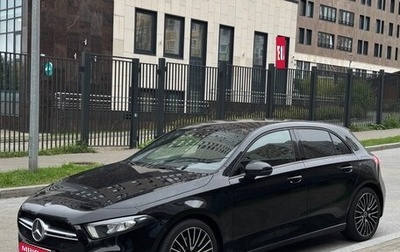 Mercedes-Benz A-Класс, 2019 год, 1 800 000 рублей, 1 фотография