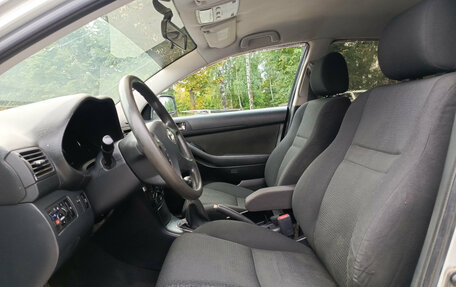 Toyota Avensis III рестайлинг, 2006 год, 553 000 рублей, 16 фотография