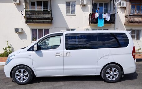 Hyundai Grand Starex Grand Starex I рестайлинг 2, 2013 год, 1 790 000 рублей, 4 фотография