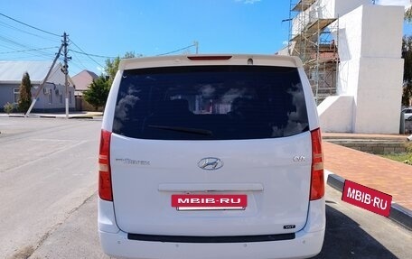 Hyundai Grand Starex Grand Starex I рестайлинг 2, 2013 год, 1 790 000 рублей, 6 фотография
