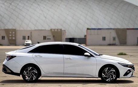 Hyundai Elantra, 2023 год, 8 фотография