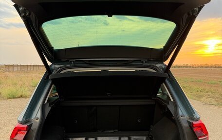 Volkswagen Tiguan II, 2019 год, 2 550 000 рублей, 5 фотография