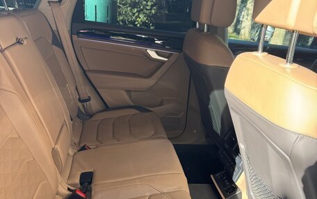 Volkswagen Touareg III, 2019 год, 4 600 000 рублей, 7 фотография