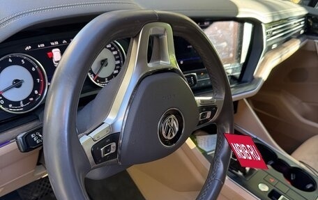 Volkswagen Touareg III, 2019 год, 4 600 000 рублей, 9 фотография