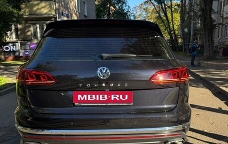 Volkswagen Touareg III, 2019 год, 4 600 000 рублей, 3 фотография