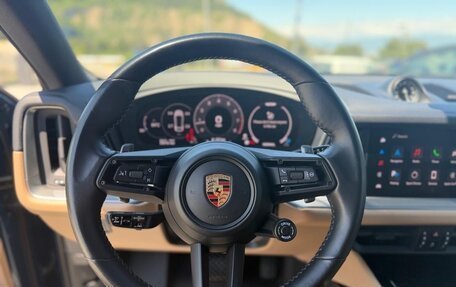 Porsche Cayenne III, 2024 год, 15 000 000 рублей, 14 фотография