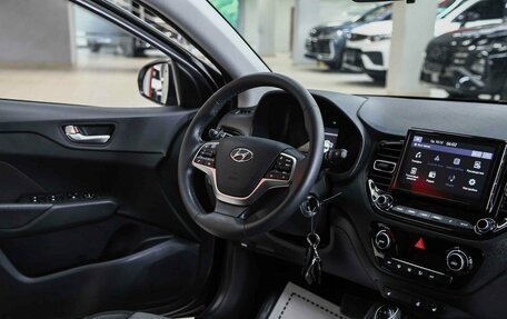 Hyundai Solaris II рестайлинг, 2021 год, 1 450 000 рублей, 10 фотография