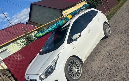 KIA cee'd III, 2018 год, 1 340 000 рублей, 2 фотография