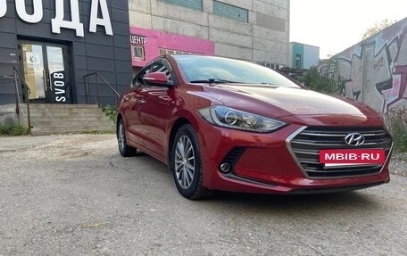 Hyundai Elantra VI рестайлинг, 2018 год, 1 575 000 рублей, 10 фотография