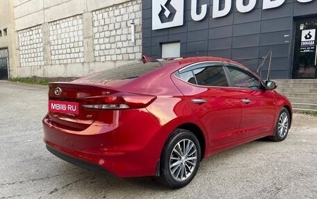 Hyundai Elantra VI рестайлинг, 2018 год, 1 575 000 рублей, 11 фотография