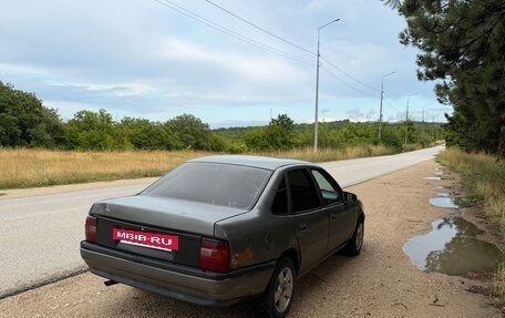 Opel Vectra A, 1990 год, 140 000 рублей, 2 фотография