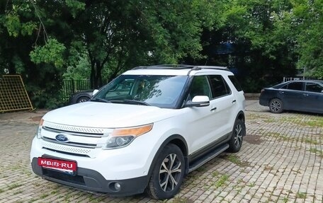Ford Explorer VI, 2013 год, 1 600 000 рублей, 2 фотография
