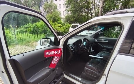 Ford Explorer VI, 2013 год, 1 600 000 рублей, 9 фотография