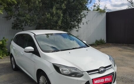 Ford Focus III, 2014 год, 725 000 рублей, 2 фотография