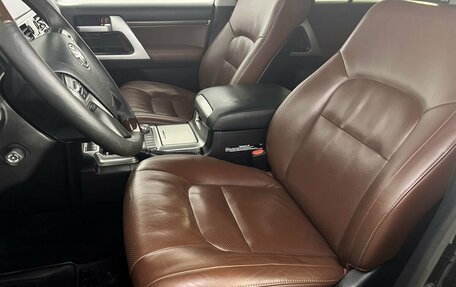 Toyota Land Cruiser 200, 2016 год, 5 800 000 рублей, 9 фотография