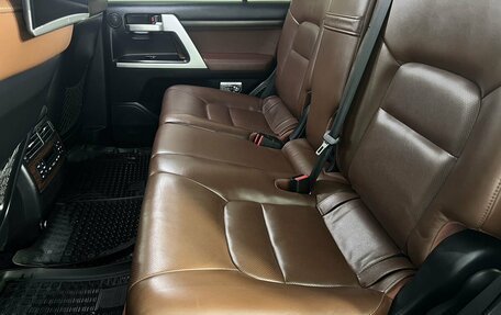 Toyota Land Cruiser 200, 2016 год, 5 800 000 рублей, 10 фотография