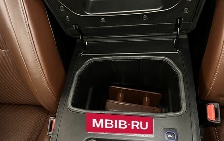 Toyota Land Cruiser 200, 2016 год, 5 800 000 рублей, 26 фотография