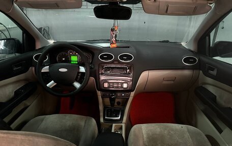 Ford Focus II рестайлинг, 2006 год, 215 000 рублей, 3 фотография