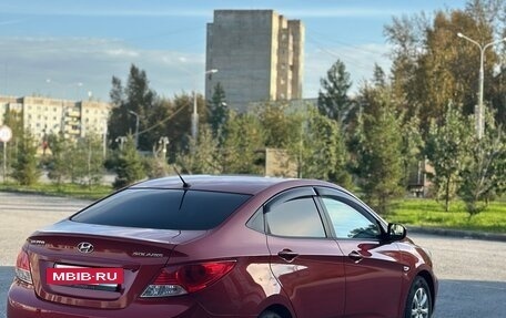 Hyundai Solaris II рестайлинг, 2013 год, 930 000 рублей, 3 фотография