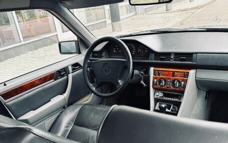 Mercedes-Benz E-Класс, 1994 год, 500 000 рублей, 8 фотография