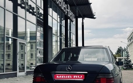 Mercedes-Benz E-Класс, 1994 год, 500 000 рублей, 3 фотография