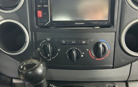 Peugeot Partner II рестайлинг 2, 2010 год, 500 000 рублей, 11 фотография