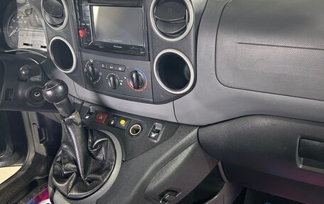 Peugeot Partner II рестайлинг 2, 2010 год, 500 000 рублей, 10 фотография