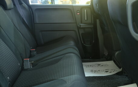 Honda Freed I, 2010 год, 1 249 000 рублей, 19 фотография