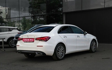 Mercedes-Benz A-Класс, 2021 год, 3 390 000 рублей, 4 фотография