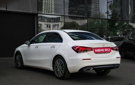 Mercedes-Benz A-Класс, 2021 год, 3 390 000 рублей, 6 фотография