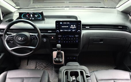 Hyundai Staria, 2024 год, 3 901 000 рублей, 4 фотография