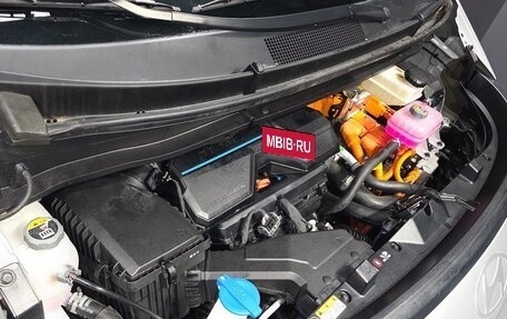 Hyundai Staria, 2024 год, 3 901 000 рублей, 8 фотография