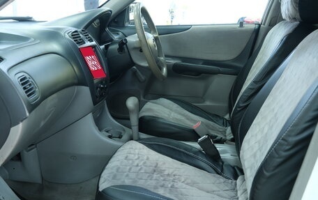 Mazda Familia, 2002 год, 299 000 рублей, 17 фотография