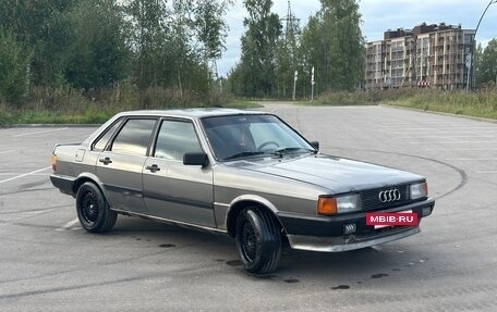 Audi 80, 1985 год, 160 000 рублей, 3 фотография
