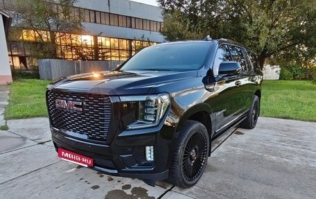 GMC Yukon IV, 2022 год, 9 300 000 рублей, 3 фотография
